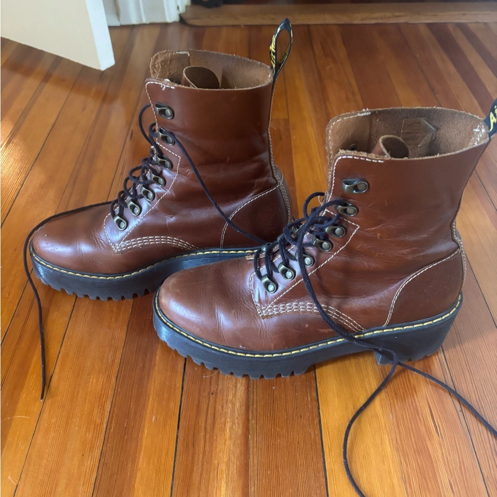 Dr. Marten brown leather Leona platform boots - Picture 2 of 5